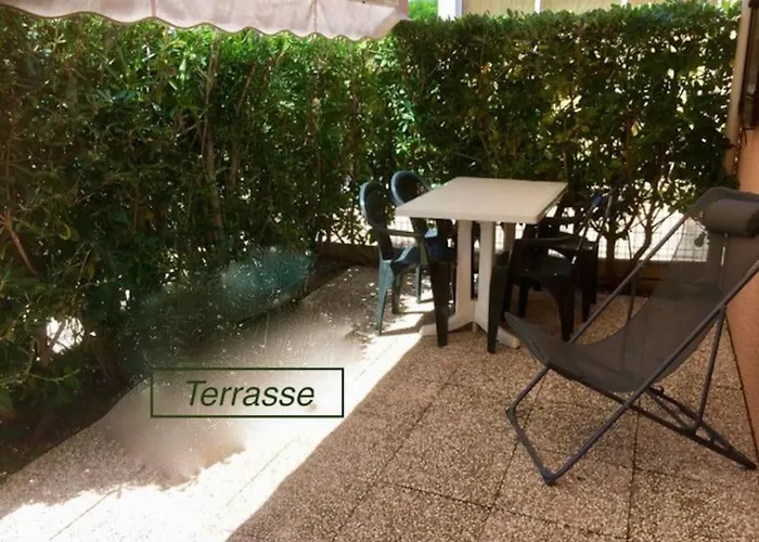 Maisonnette, 5 Pers, 500m Plage, Parking, Terrasse Nyaraló